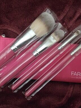 Farmasi Bright Pink 5 Piece Makeup Brush Brushes In Original Cellophane Wrappers